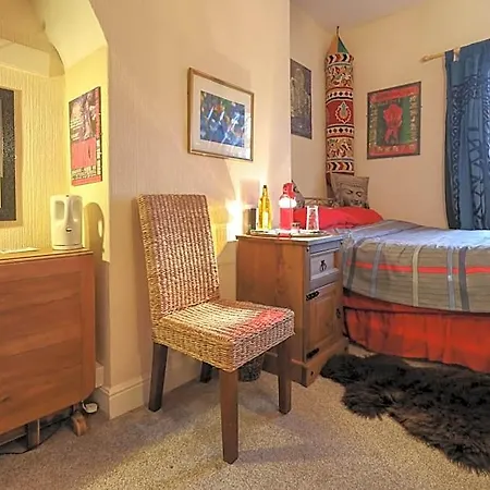 Digs Pensión 5*